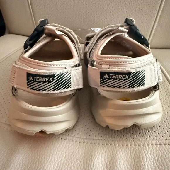 Adidas Terrex sandals unisex size men 8 women 9